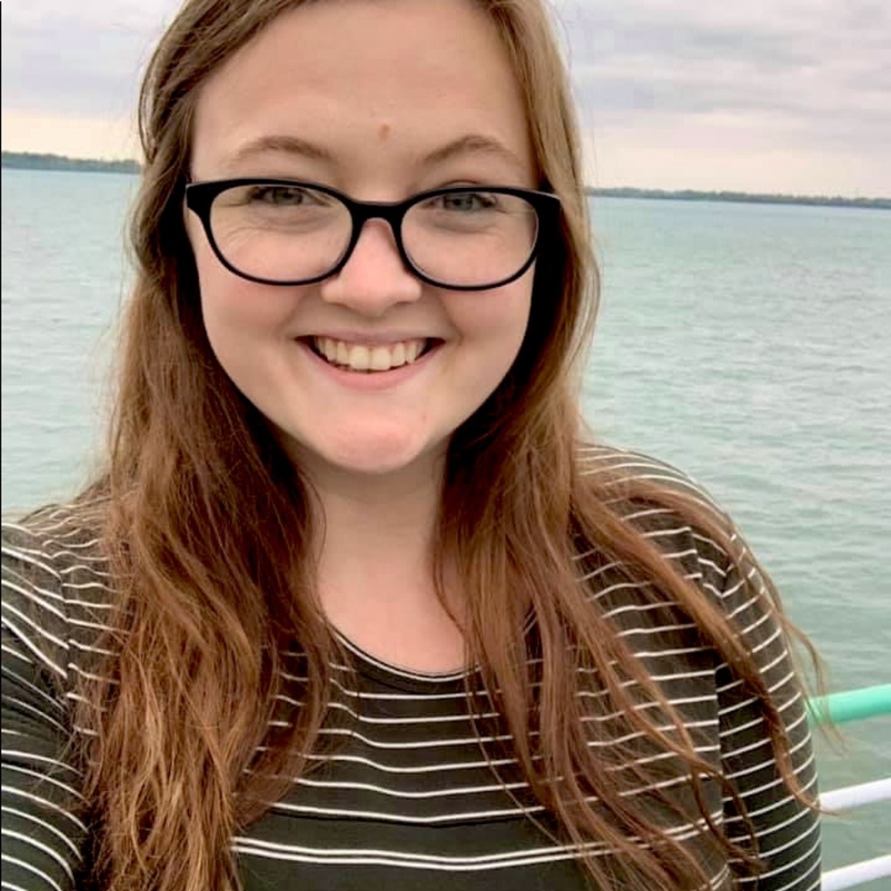 Meet your Posher, Brittany
